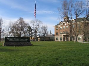 Picture of Walla Walla University Admin Building Lawn