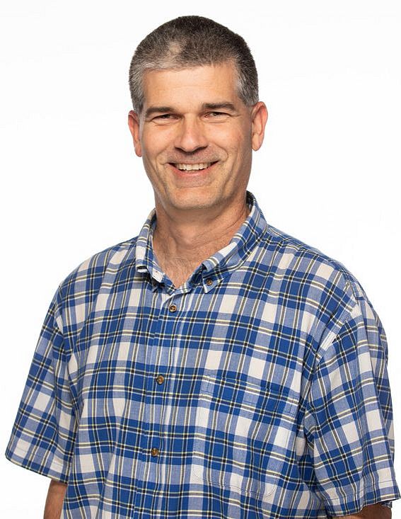 Portrait of Tom Ekkens