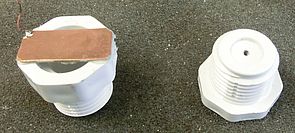 Top plug on left and bottom plug on right.