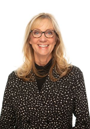 Picture of Susan Bungard-Beck against white background.