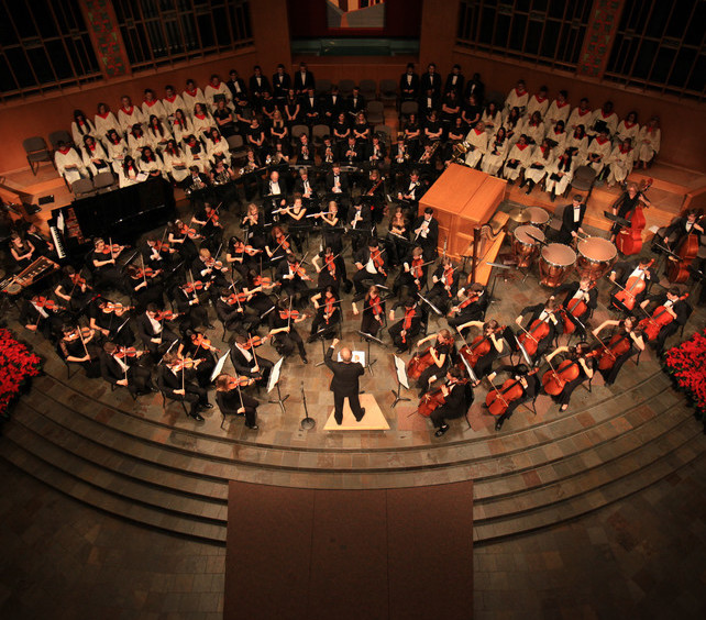 Overhead photo of the orchestra performing in the WWU University Church.